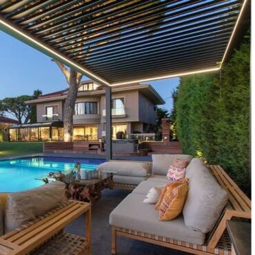 PERGOLA BIOCLIMATICA 2