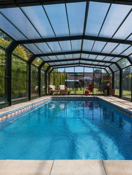 Cerramiento para piscina realizado por Vencor aluminios